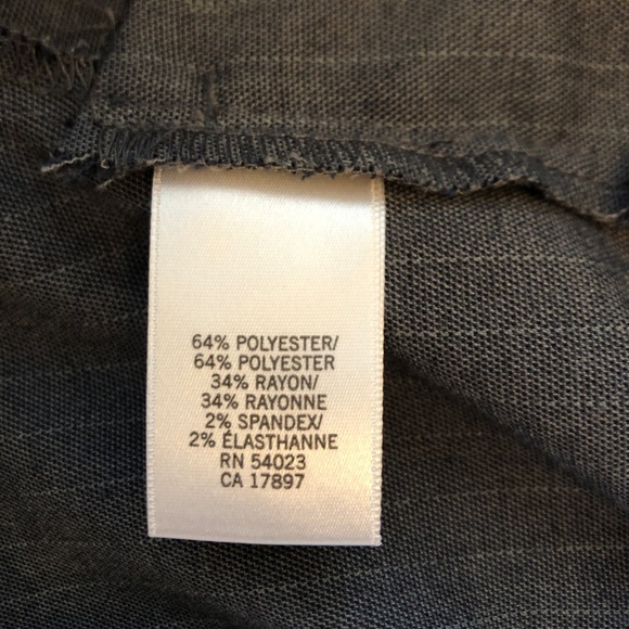 Banana Republic Pinstripe Grey Trouser, Size 6P - Picture 7 of 9